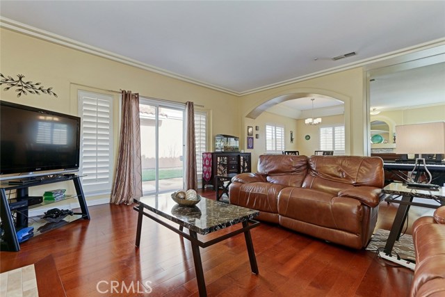 2007 Ernest Avenue, Redondo Beach, California 90278, 4 Bedrooms Bedrooms, ,2 BathroomsBathrooms,Residential,Sold,Ernest,SB17021325