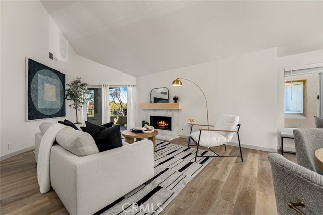 Detail Gallery Image 13 of 36 For 93 Lehigh Aisle, Irvine,  CA 92612 - 2 Beds | 2 Baths