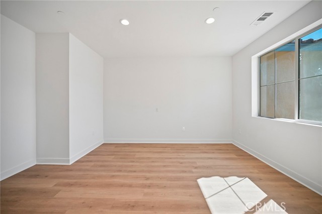 4065 Saddle Drive photo 5
