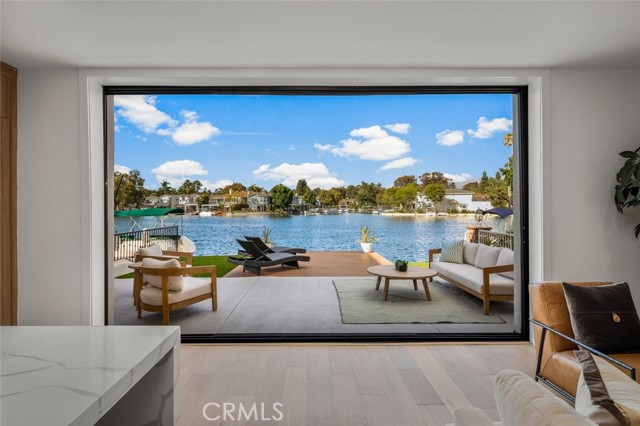 21907 Erie Lane, Lake Forest CA: https://media.crmls.org/medias/f26bb6e2-db94-44aa-9020-95497b50ad76.jpg