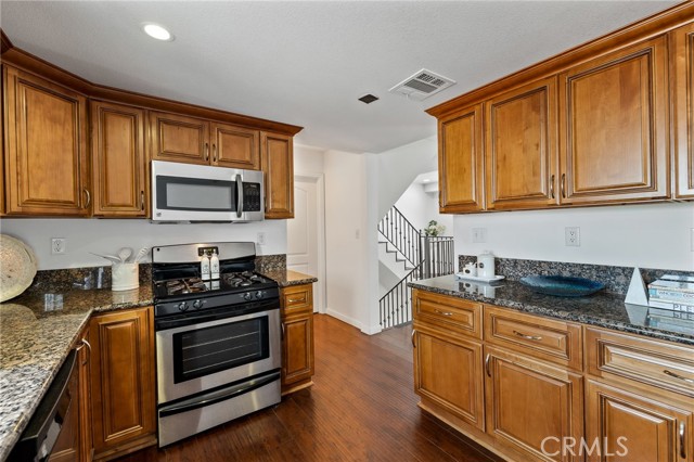 Detail Gallery Image 15 of 45 For 1613 W 224 St #3,  Torrance,  CA 90501 - 3 Beds | 2/1 Baths