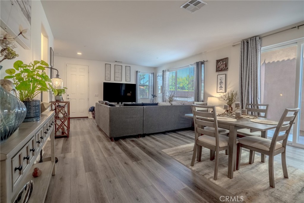 MLS #CV25196360 image #18