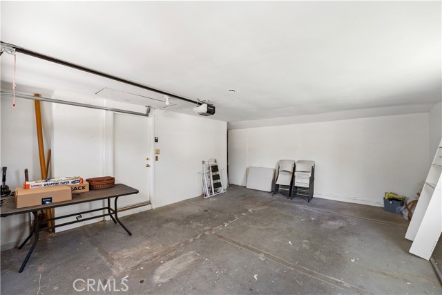 Detail Gallery Image 35 of 39 For 23172 Gainford St, Woodland Hills,  CA 91364 - 3 Beds | 2/1 Baths