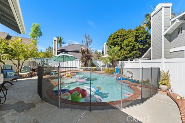 Detail Gallery Image 28 of 28 For 7 Clear Creek Ln, Laguna Hills,  CA 92653 - 4 Beds | 2/1 Baths