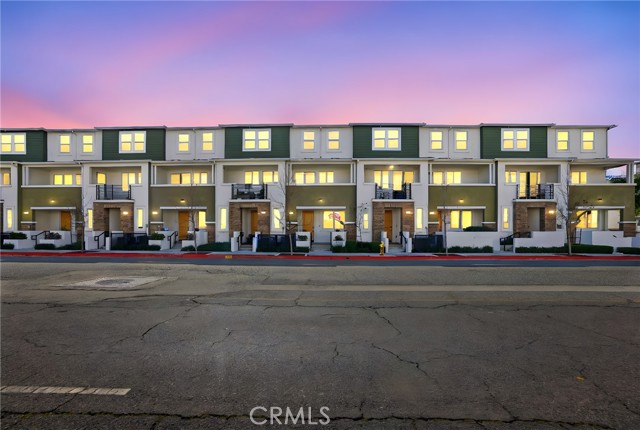 Detail Gallery Image 34 of 37 For 1618 W. Cameron, West Covina,  CA 91790 - 3 Beds | 3 Baths