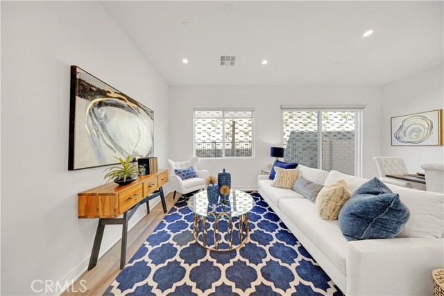 Detail Gallery Image 13 of 46 For 22049 Portofino Dr, Walnut,  CA 91789 - 4 Beds | 3/1 Baths