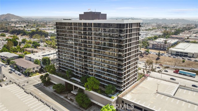 Detail Gallery Image 64 of 66 For 222 Monterey Rd #1203,  Glendale,  CA 91206 - 2 Beds | 2 Baths