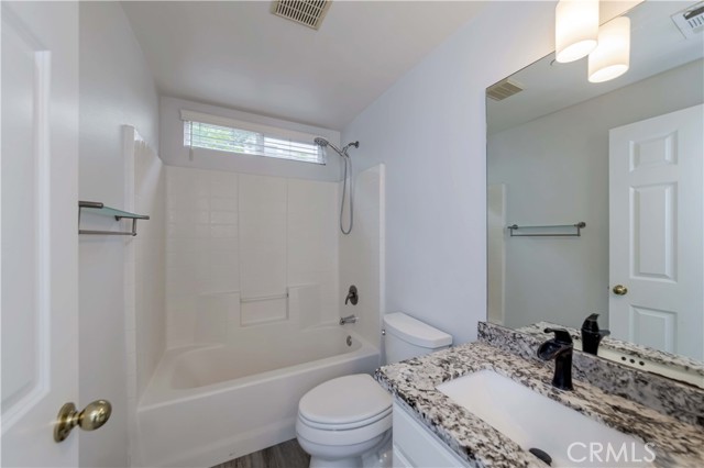 5612 Sprague Avenue, Cypress CA: https://media.crmls.org/medias/f270af57-051b-47ba-bb00-b7b8a3a35233.jpg