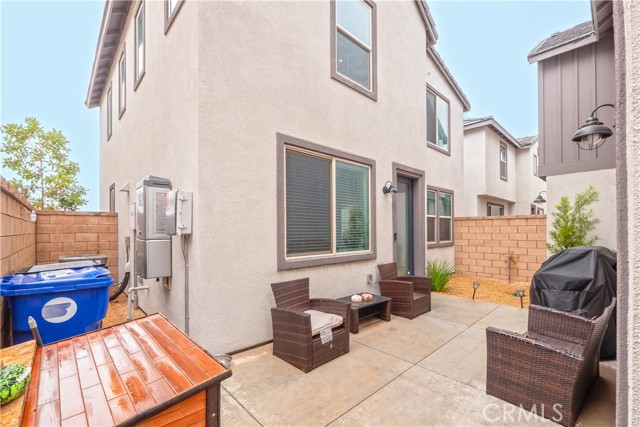 Detail Gallery Image 34 of 69 For 16657 Snowdrop Ln #2,  Fontana,  CA 92336 - 4 Beds | 3 Baths