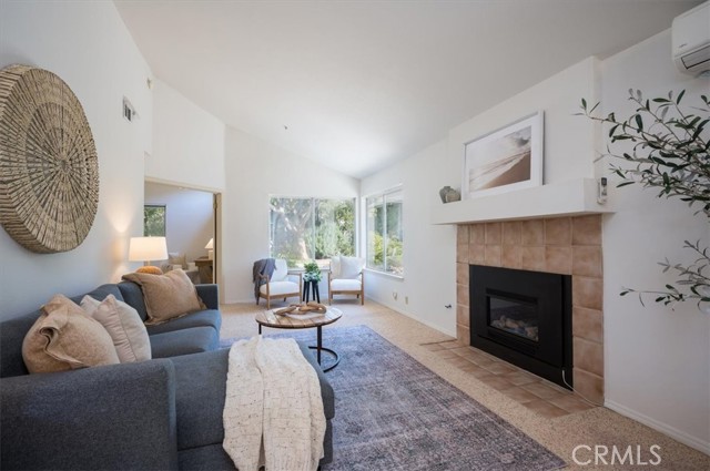 Detail Gallery Image 5 of 33 For 1060 Bluebell Way, San Luis Obispo,  CA 93401 - 2 Beds | 2 Baths