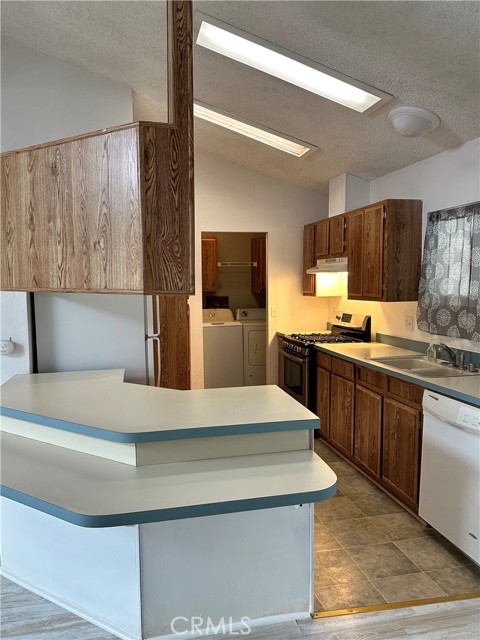 Detail Gallery Image 5 of 21 For 24414 University Ave #57,  Loma Linda,  CA 92354 - 3 Beds | 2 Baths