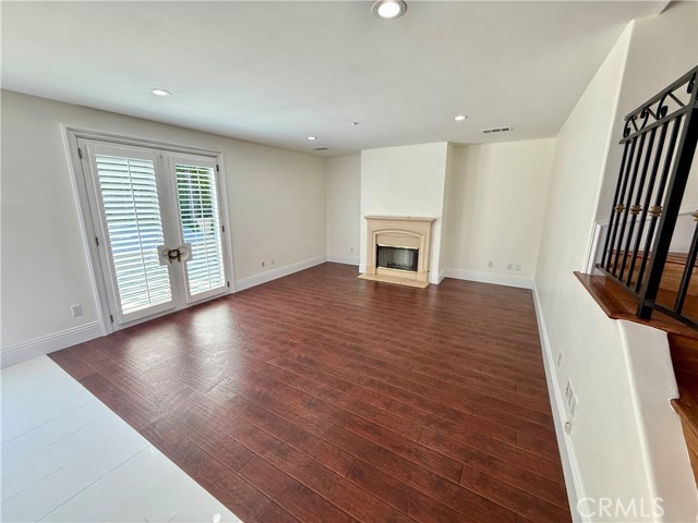 11737 Lois Court, Granada Hills CA: https://media.crmls.org/medias/f272609c-b4b6-4a94-bde7-4fbde79f1e01.jpg