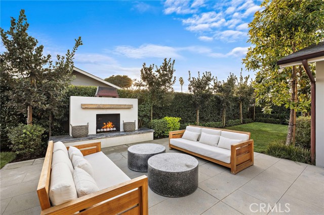 Detail Gallery Image 16 of 37 For 1725 Skylark, Newport Beach,  CA 92660 - 5 Beds | 4/1 Baths