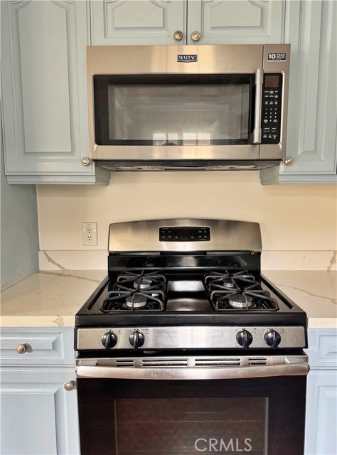 Detail Gallery Image 17 of 39 For 4225 W 169th St, Lawndale,  CA 90260 - 3 Beds | 1 Baths