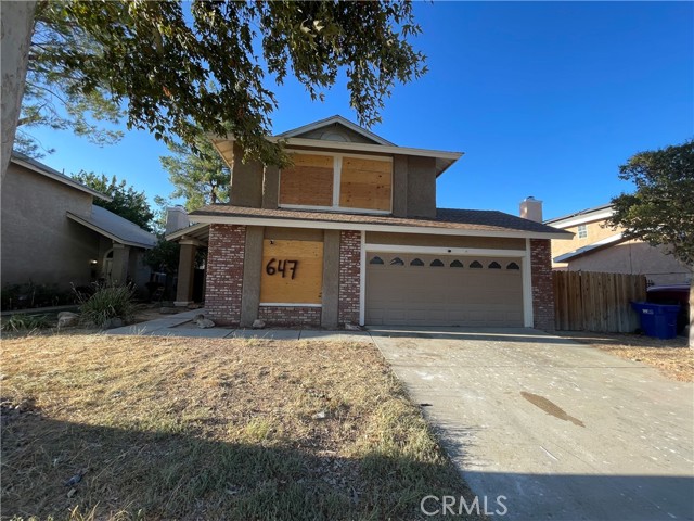 Detail Gallery Image 1 of 31 For 647 E Jenner St, Lancaster,  CA 93535 - 3 Beds | 2/1 Baths