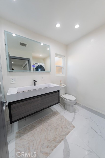Detail Gallery Image 15 of 16 For 7719 Rhodes, North Hollywood,  CA 91605 - 3 Beds | 2 Baths