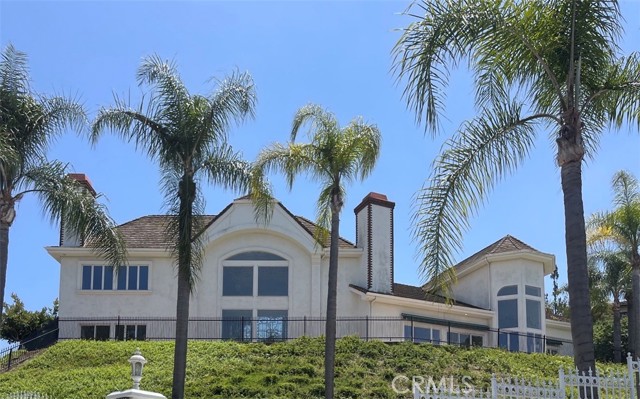 2836 N Kingsgate Drive, Orange CA: https://media.crmls.org/medias/f2769693-0624-4bf8-b640-0cc0e6f9952d.jpg