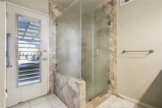 MLS #OC25261845 image #8