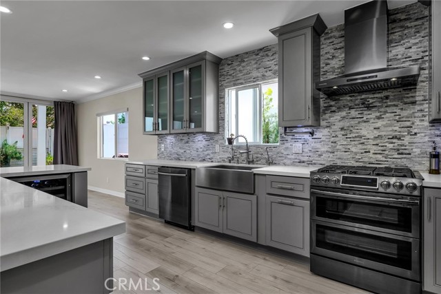 17900 Bullock Street, Encino CA: https://media.crmls.org/medias/f2775b10-903b-4242-a61a-f3f0bc6bdbeb.jpg