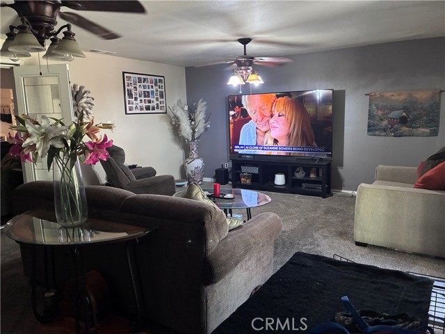 Detail Gallery Image 13 of 24 For 114 S Encina, Rialto,  CA 92376 - 4 Beds | 1 Baths