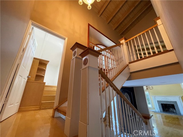 Detail Gallery Image 17 of 23 For 13652 Currie Cir, Santa Ana,  CA 92705 - 4 Beds | 2/1 Baths