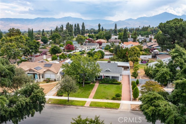 Detail Gallery Image 3 of 29 For 625 Alvarado St, Redlands,  CA 92373 - 3 Beds | 2/1 Baths