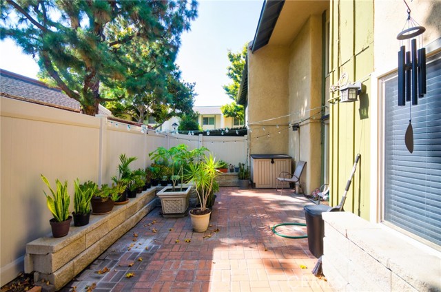 531 Juniper Way, La Habra CA: https://media.crmls.org/medias/f277e5a1-03f6-4333-a34d-595d63a19025.jpg