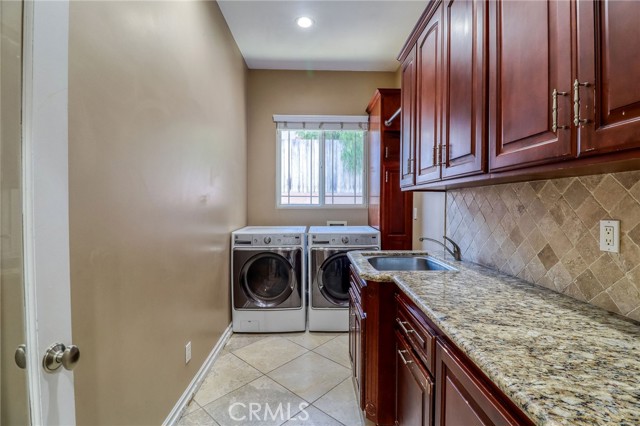 6116 Chadbourne Avenue, Riverside CA: https://media.crmls.org/medias/f277f7fc-1657-45ab-a0b9-0237c4f1eed2.jpg