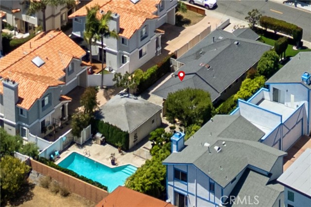 2012 Perry Avenue, Redondo Beach CA: https://media.crmls.org/medias/f278d807-6992-45e7-9790-cb943db5a3ea.jpg