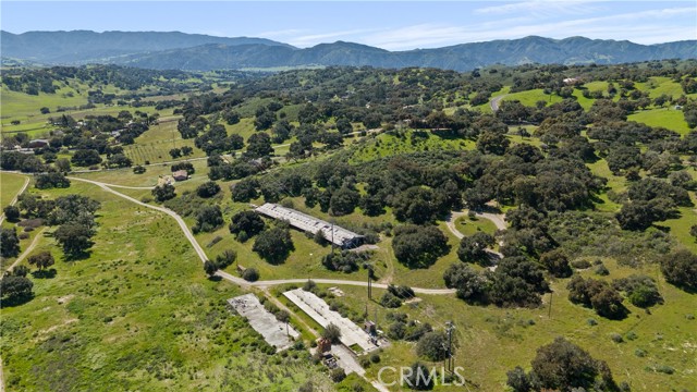 Detail Gallery Image 14 of 55 For 971 Canyon Ridge Rd, Solvang,  CA 93463 - 4 Beds | 2/1 Baths