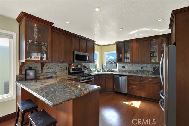 834 15th Street, Hermosa Beach CA: https://media.crmls.org/medias/f279ab0e-200c-4a10-940b-93cf3c716241.jpg