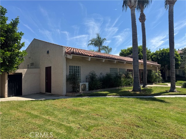 Detail Gallery Image 20 of 31 For 700 W La Veta Ave #F3,  Orange,  CA 92868 - 2 Beds | 2 Baths
