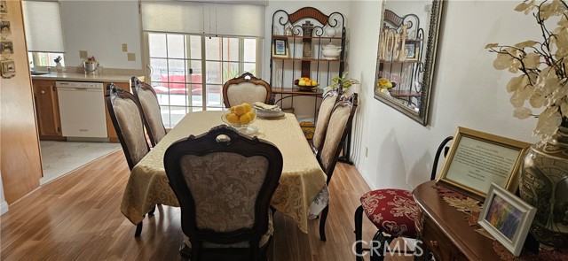 Detail Gallery Image 9 of 26 For 2431 El Rancho Cir, Hemet,  CA 92545 - 2 Beds | 2 Baths