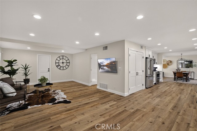 335 Buttonwood Drive, Brea CA: https://media.crmls.org/medias/f27b0cd5-f5e9-408e-b3b4-cdfa90eea25a.jpg