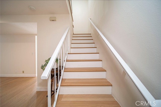 Detail Gallery Image 15 of 32 For 32 S Chapel Ave #D,  Alhambra,  CA 91801 - 3 Beds | 2/1 Baths