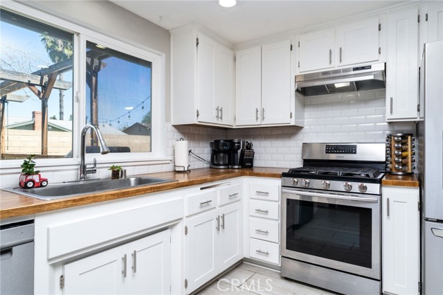 Image 12 of 45 For 40448 Marsha Court