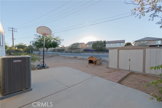 Detail Gallery Image 38 of 41 For 9426 Tamarisk #21,  Hesperia,  CA 92345 - 4 Beds | 2 Baths