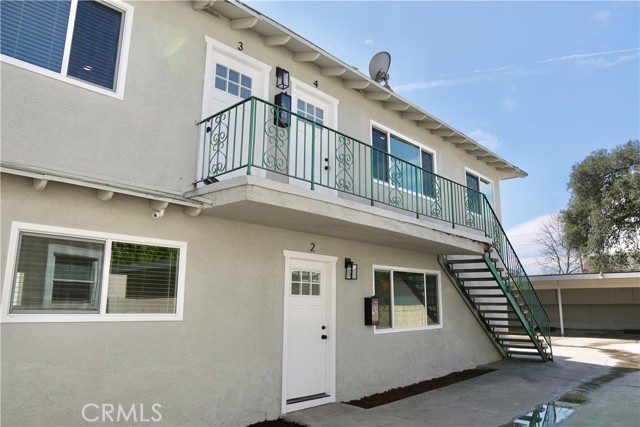 895 N Euclid Avenue, Pasadena CA: https://media.crmls.org/medias/f27f4410-80aa-4d80-a729-e99b84849e32.jpg