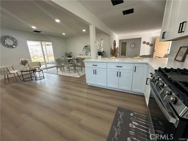 1598 W 7th, San Bernardino CA: https://media.crmls.org/medias/f27fa72b-1376-48df-98cc-eab4330e68bc.jpg