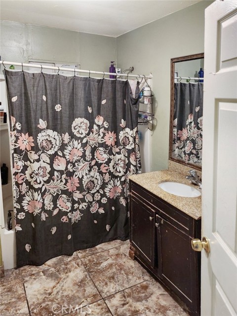 Detail Gallery Image 12 of 16 For 409 Jane St, Bakersfield,  CA 93306 - 3 Beds | 1 Baths