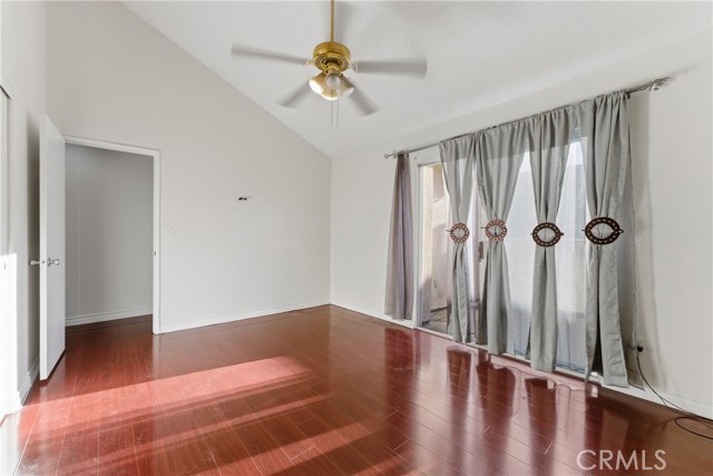 Detail Gallery Image 13 of 31 For 9200 Palm St #6,  Bellflower,  CA 90706 - 2 Beds | 2 Baths