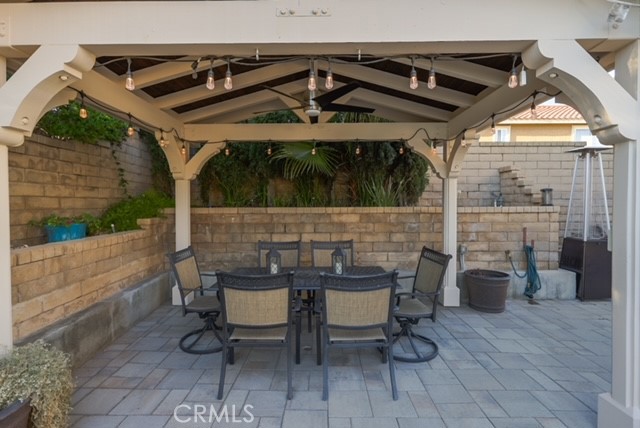 Detail Gallery Image 34 of 39 For 28375 Patricia Hill, Canyon Country,  CA 91387 - 5 Beds | 2/1 Baths