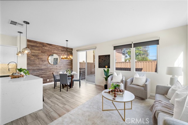 Detail Gallery Image 3 of 32 For 2852 N Santa Fe Pl, Orange,  CA 92865 - 3 Beds | 2/1 Baths
