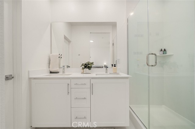 Detail Gallery Image 20 of 38 For 606 Dawson, Long Beach,  CA 90814 - 2 Beds | 2/1 Baths