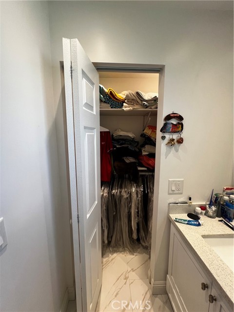 41060 158th E Street, Lake Los Angeles CA: https://media.crmls.org/medias/f281a148-6959-4683-b1b9-8a1f1af39958.jpg