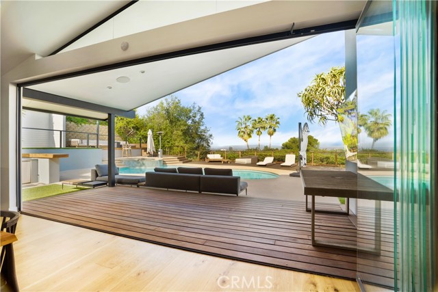 Detail Gallery Image 13 of 65 For 11308 Dona Teresa Dr, Studio City,  CA 91604 - 5 Beds | 4 Baths