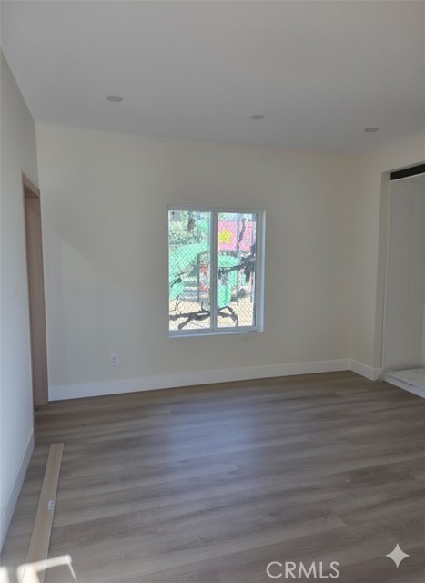 Detail Gallery Image 10 of 14 For 254 W Santa Anita, Burbank,  CA 91502 - 3 Beds | 3 Baths