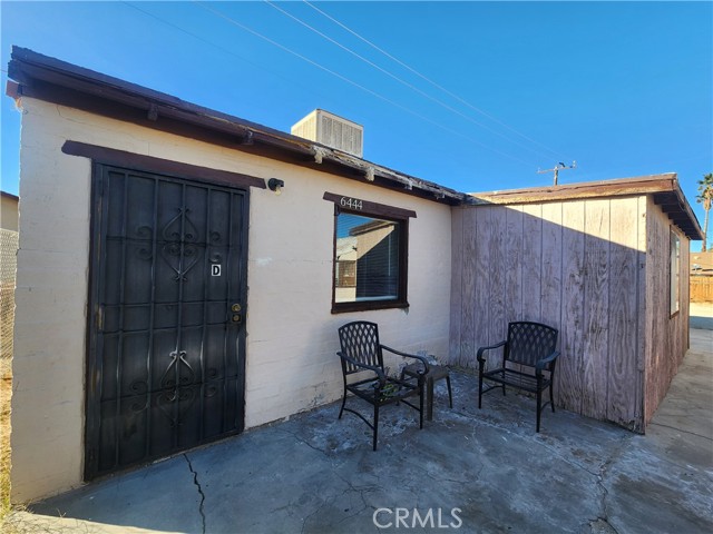 Detail Gallery Image 3 of 21 For 6444 Tamarisk, Twentynine Palms,  CA 92277 - – Beds | – Baths