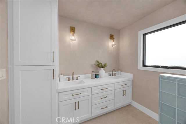 Detail Gallery Image 38 of 47 For 900 Catalina Ave, Seal Beach,  CA 90740 - 3 Beds | 2 Baths