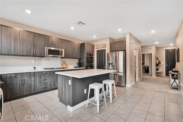 530 Cumberland Rd, Rialto, CA 92377 photo 14